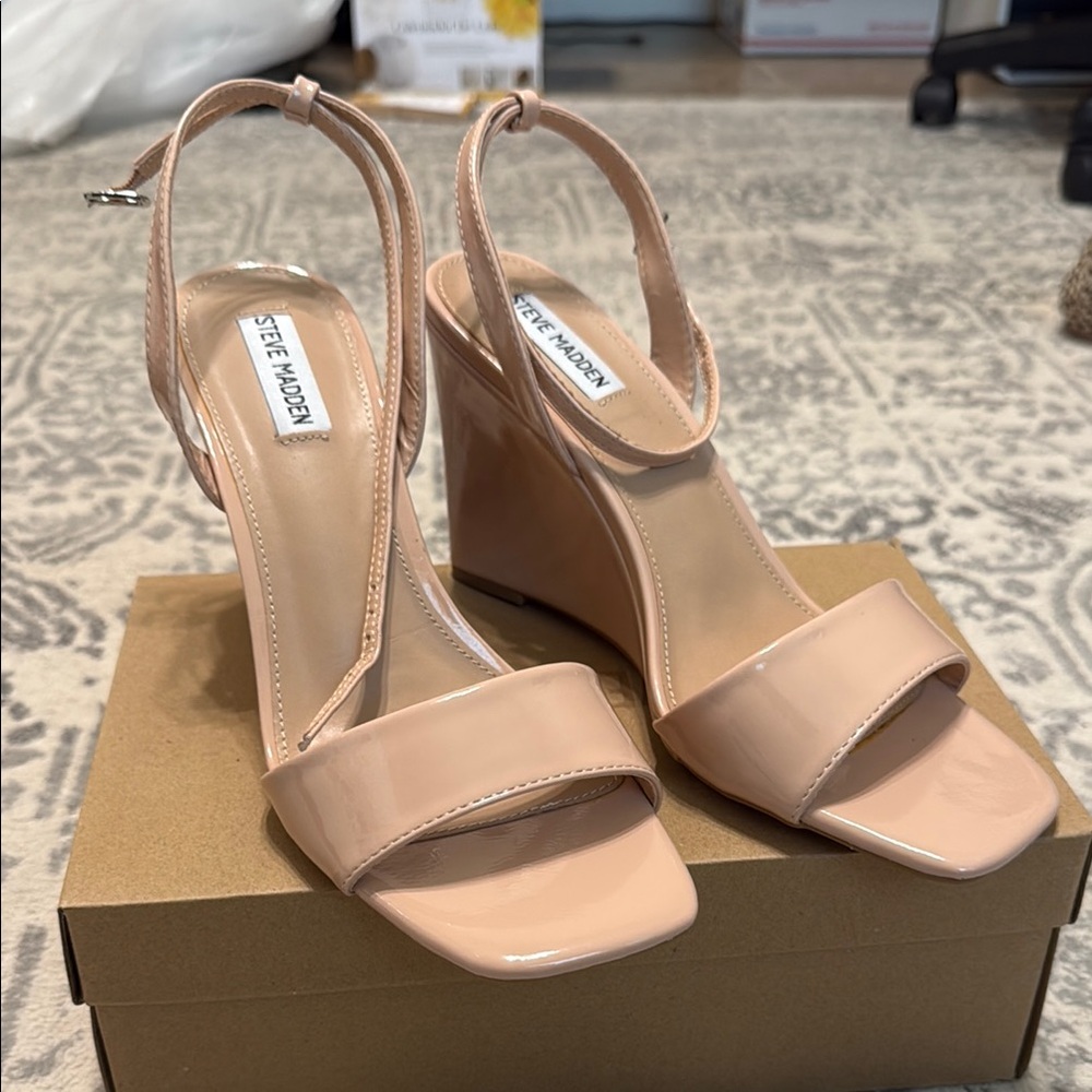 Steve Madden Nude Wedge Sandals